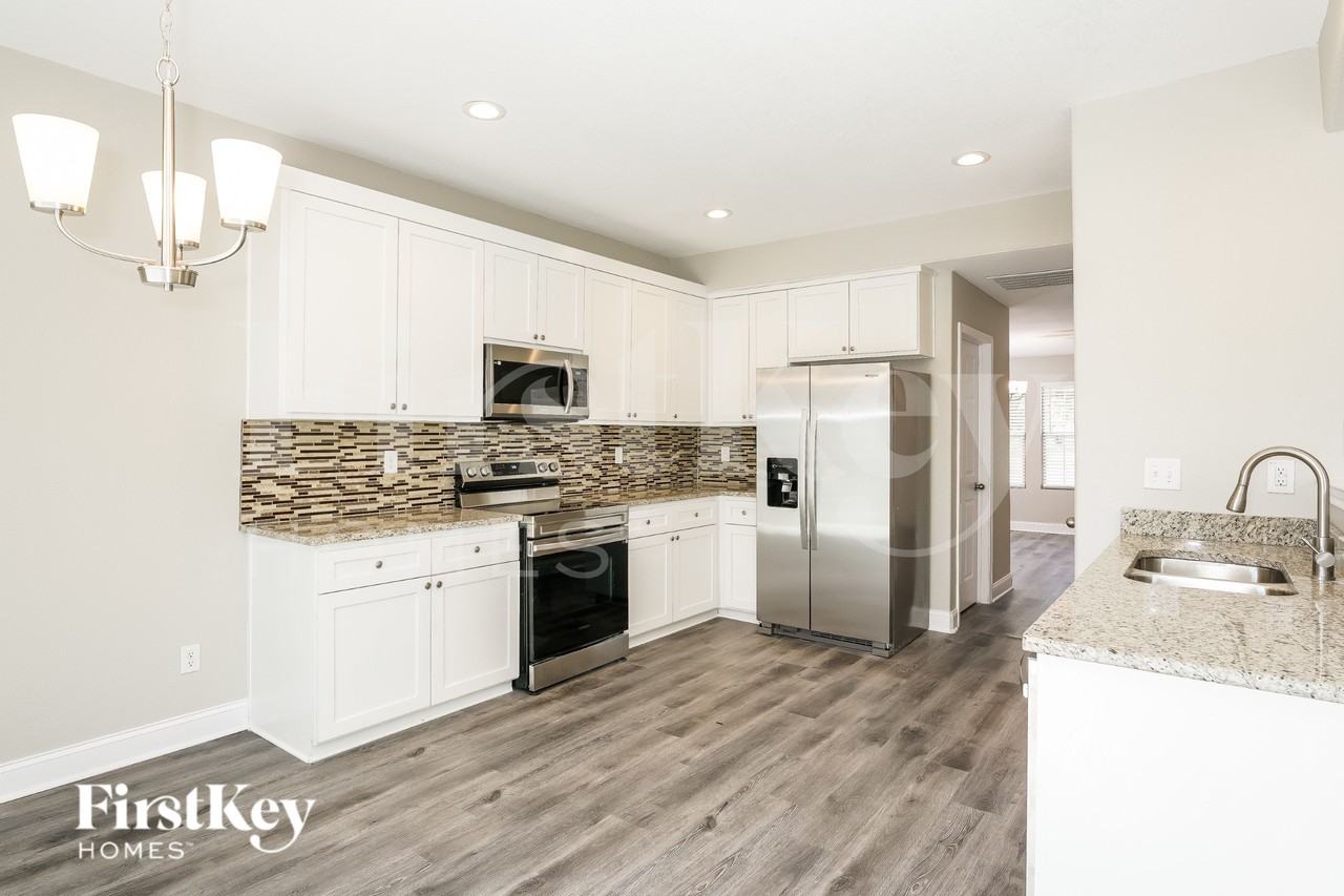 101 Sycamore Cir - Photo 6 of 15