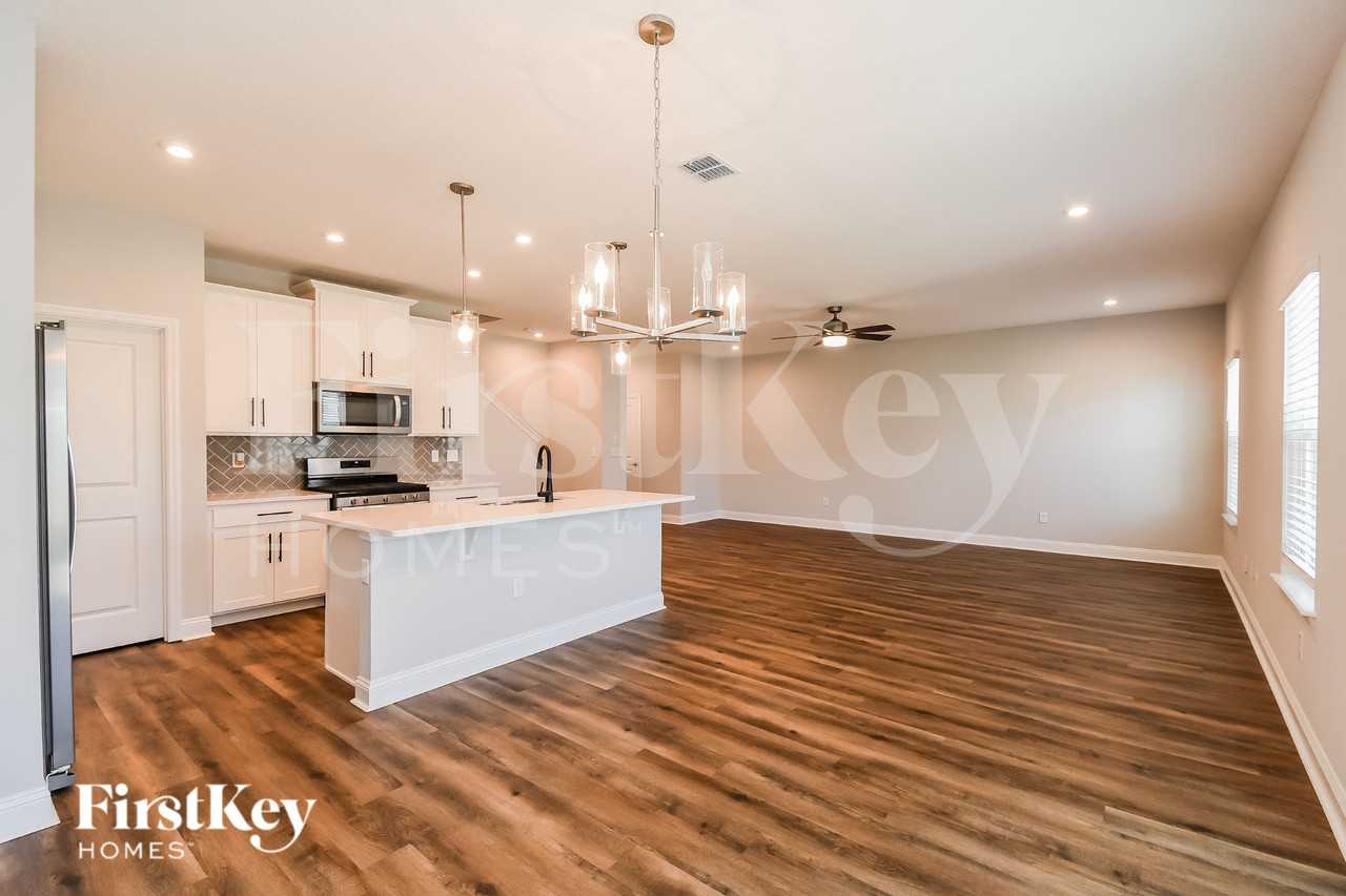 12160 Abberley Cir - Photo 6 of 15