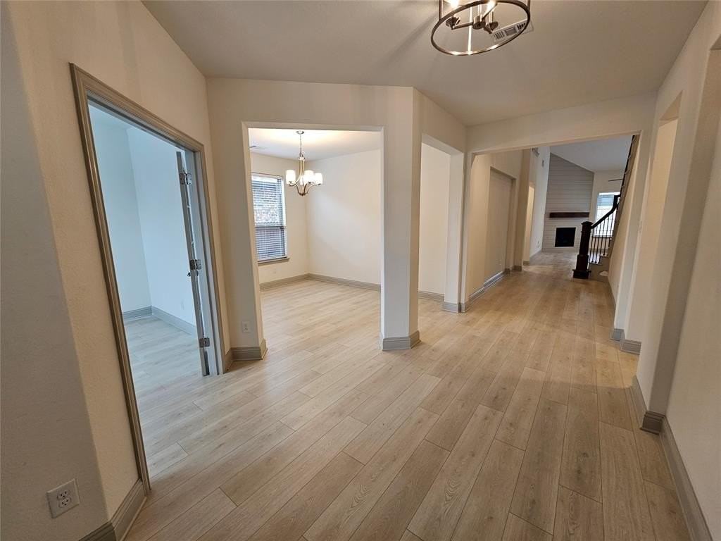 3216 Southampton Dr - Photo 3 of 38