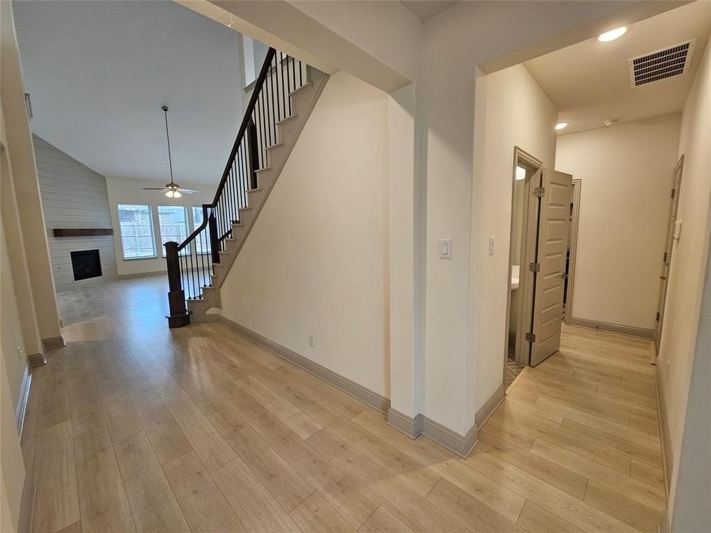 3216 Southampton Dr - Photo 7 of 38