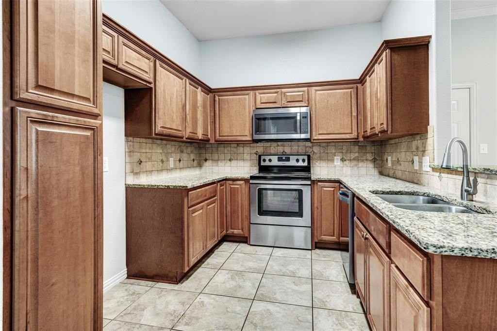 213 Wyndham Meadows Way - Photo 7 of 17