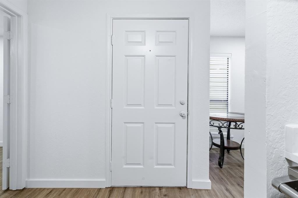 3101 Sondra Dr #201 - Photo 4 of 40