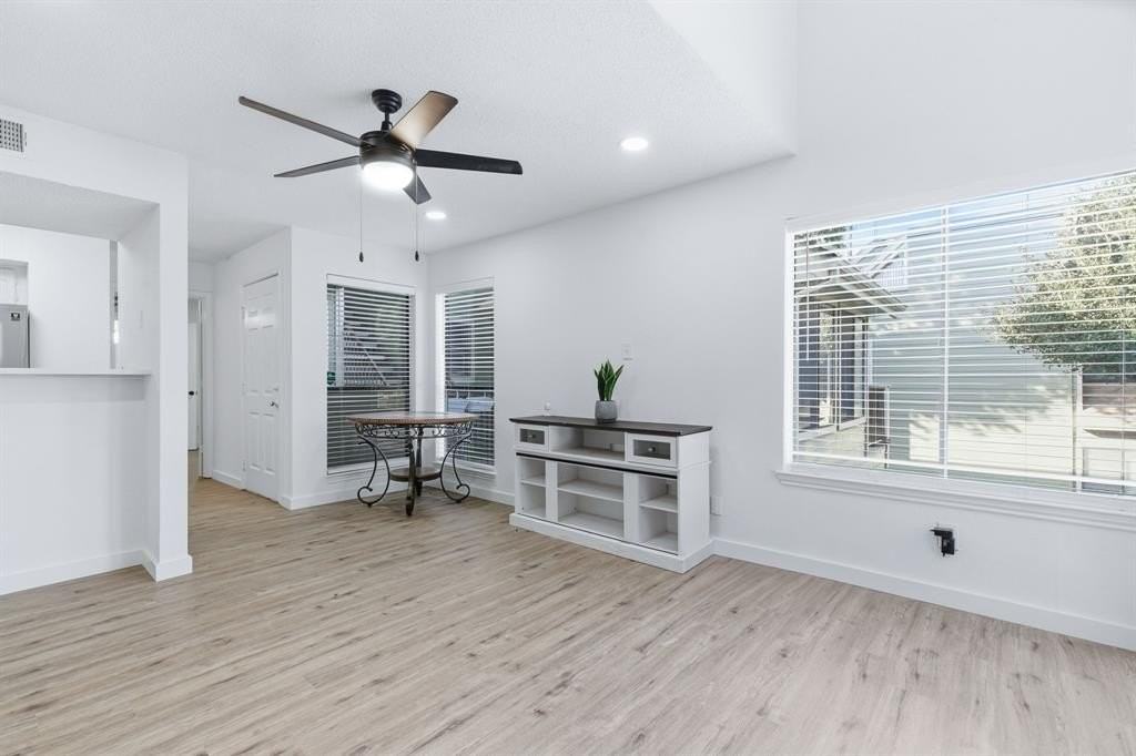 3101 Sondra Dr #201 - Photo 7 of 40