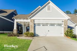 featured image of 2807 Village Ln