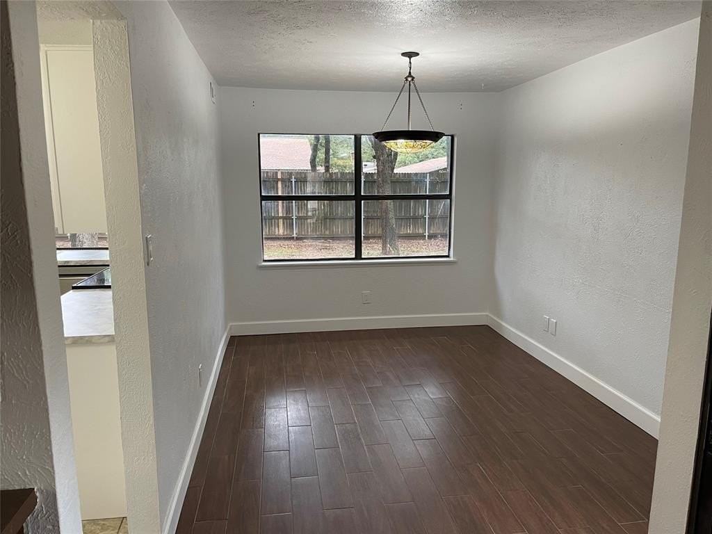 3732 Pinewood St - Photo 6 of 18