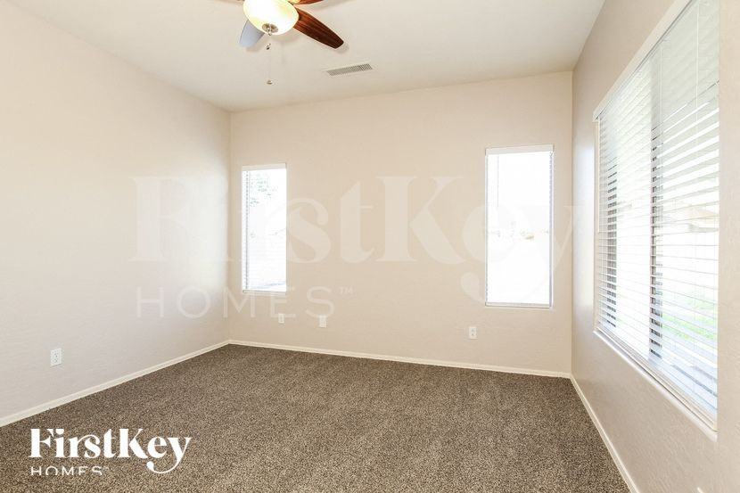 390 E Yellow Wood Ave - Photo 7 of 15