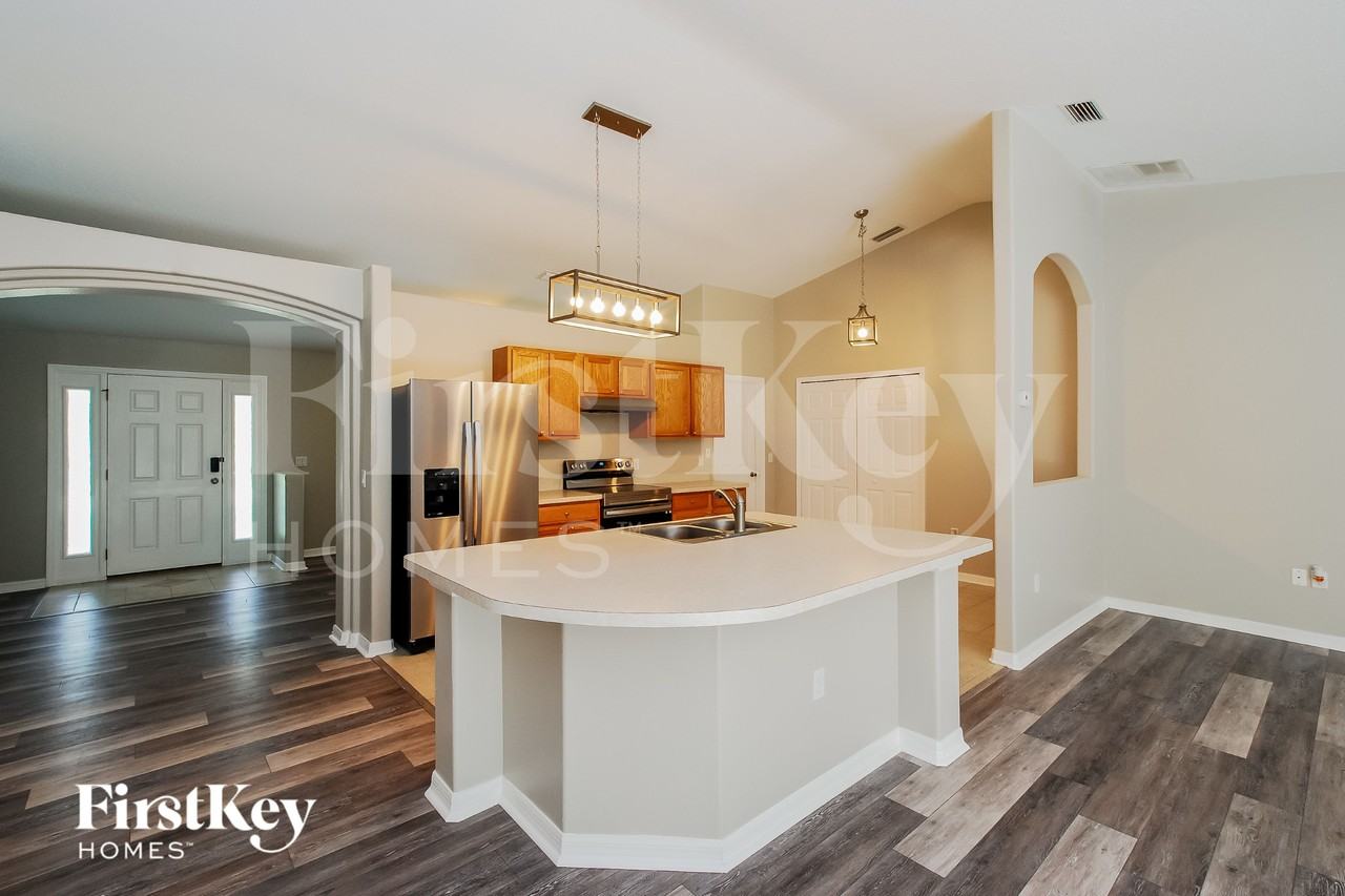 64 Ramblewood Dr - Photo 6 of 15