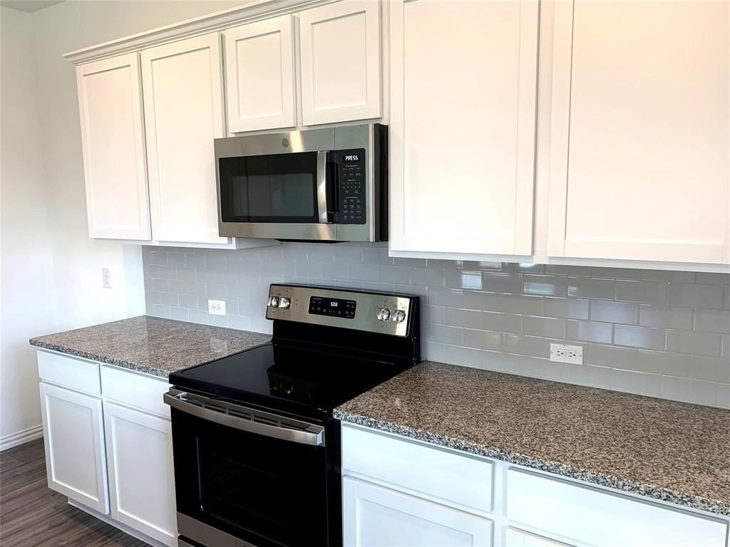 513 Peel St - Photo 6 of 28