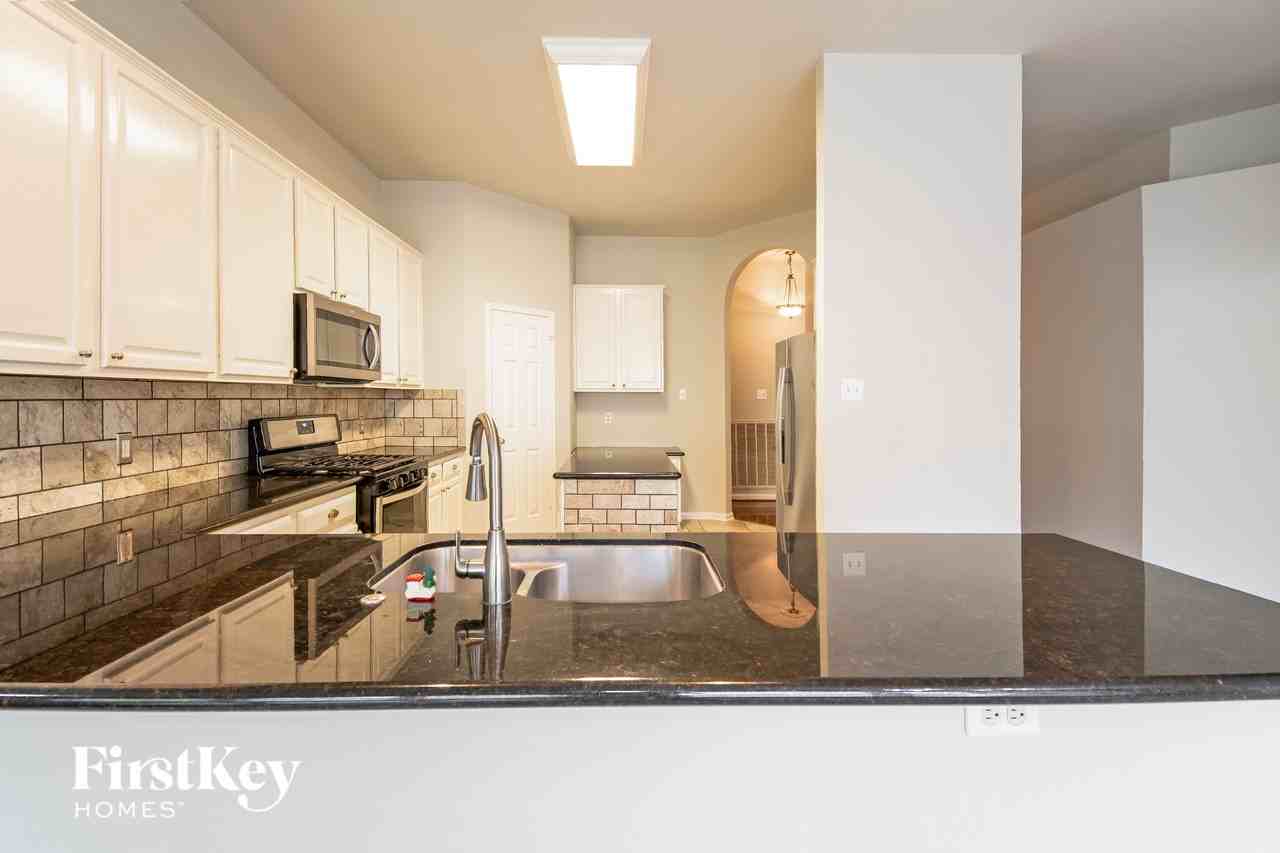 3111 Bay Spring Dr - Photo 7 of 15