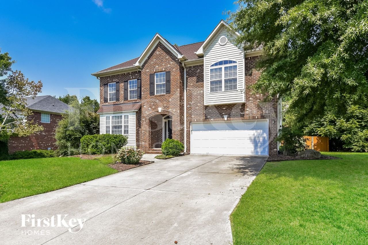 6383 Clubside Dr - Photo 2 of 15