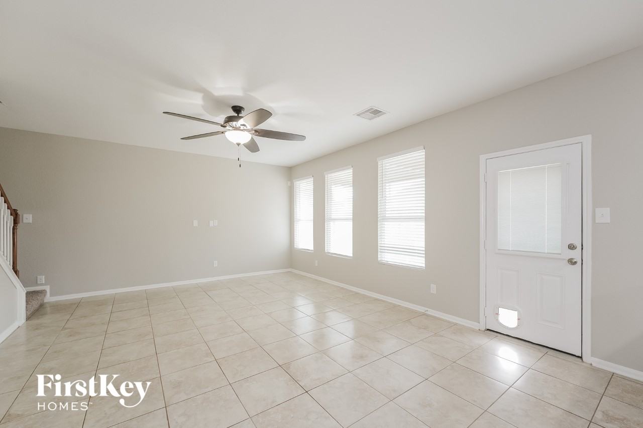 3331 Dale Ridge Trl - Photo 3 of 15