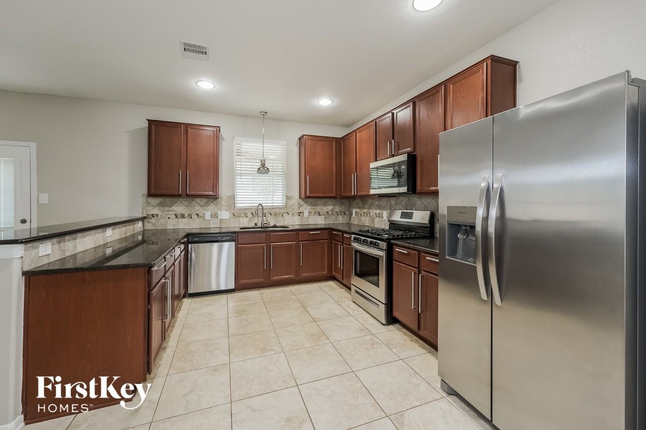 3331 Dale Ridge Trl - Photo 6 of 15