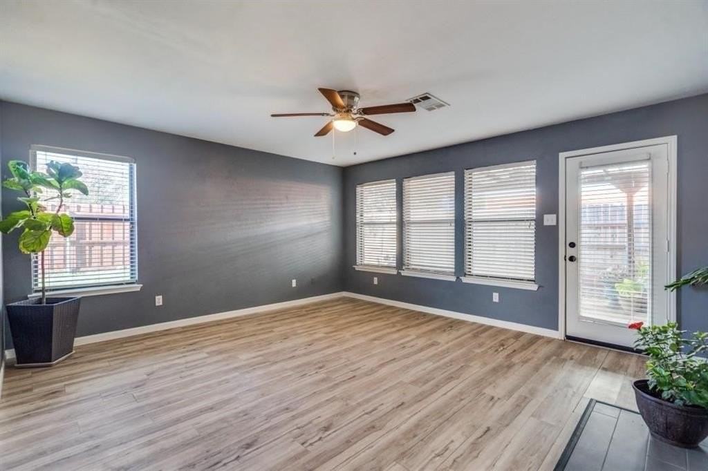 3309 Nice Dr - Photo 6 of 23