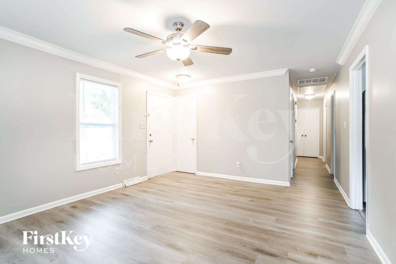 5507 Lawrence Orr Rd - Photo 3 of 16