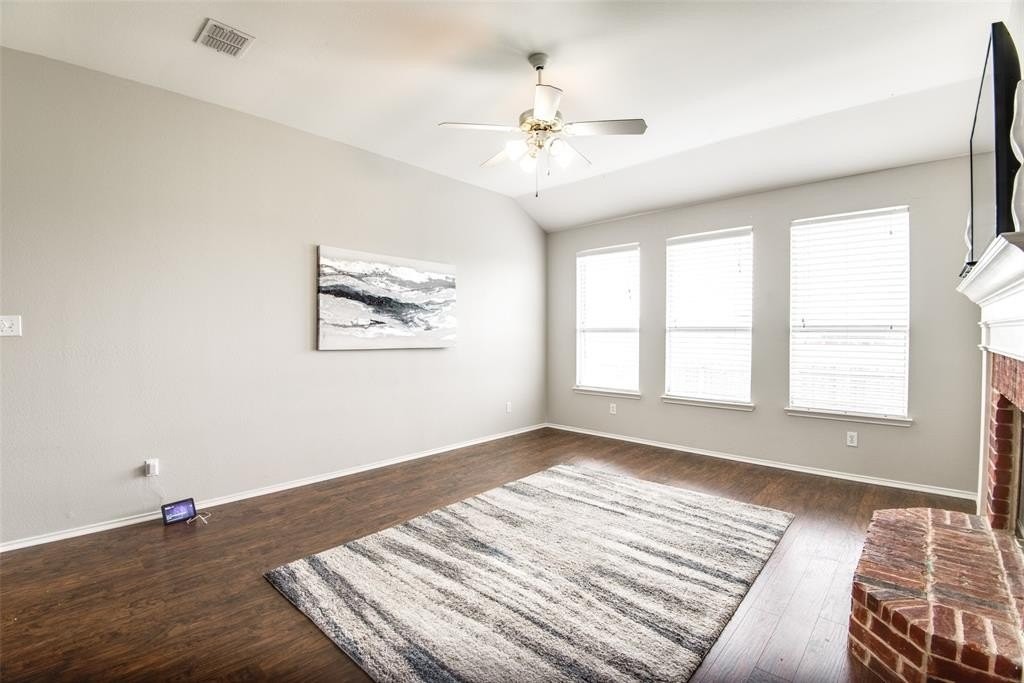 1425 Gatlinburg Cir - Photo 4 of 22