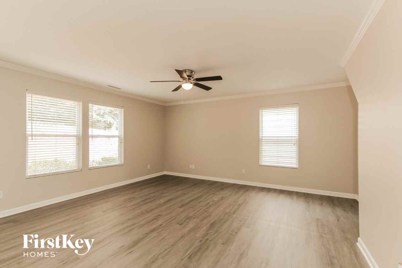 2013 Dunsmore Ln - Photo 4 of 15