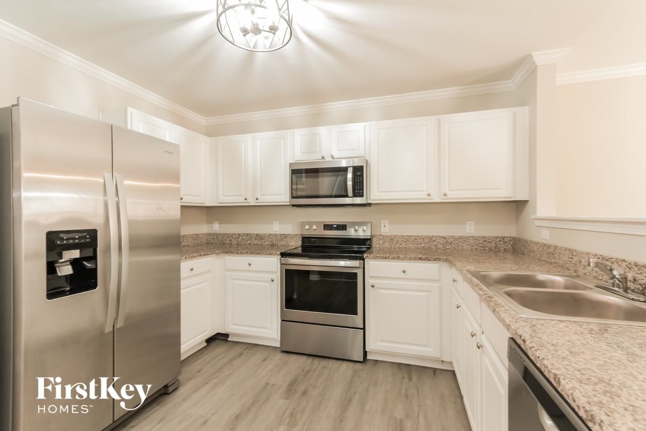 2013 Dunsmore Ln - Photo 6 of 15