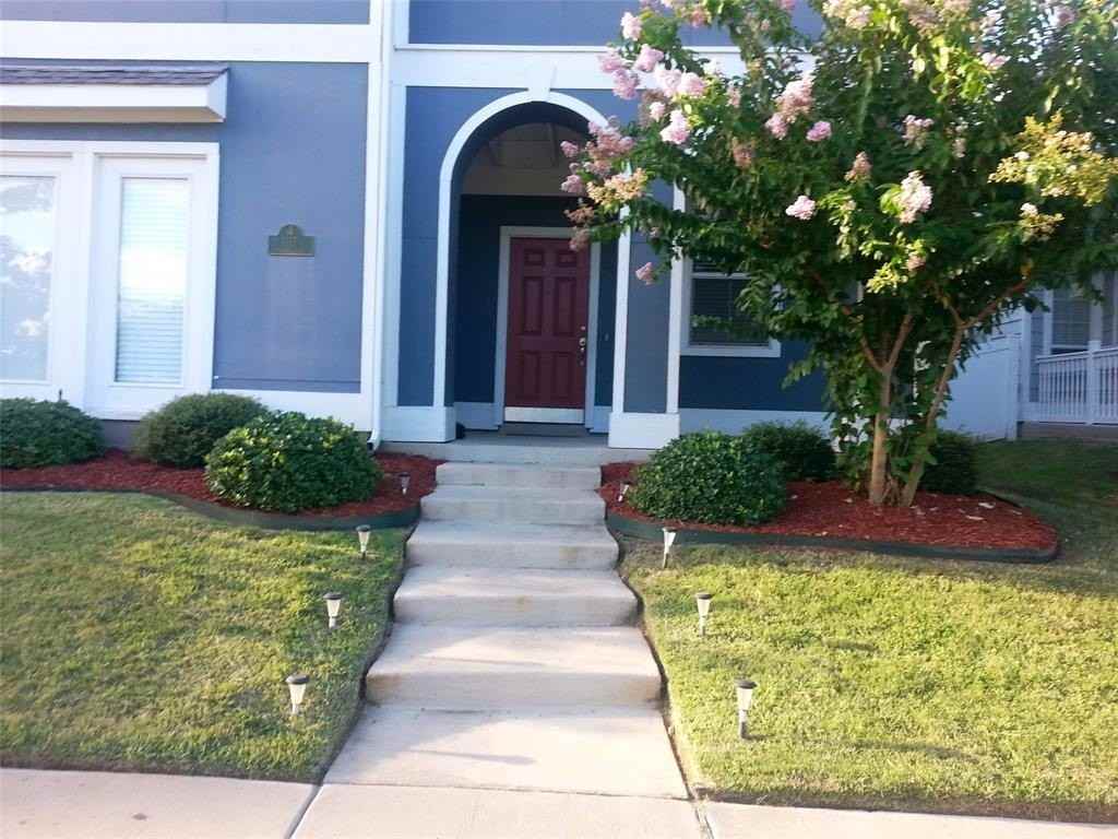 1117 Caudle Ln - Photo 2 of 16