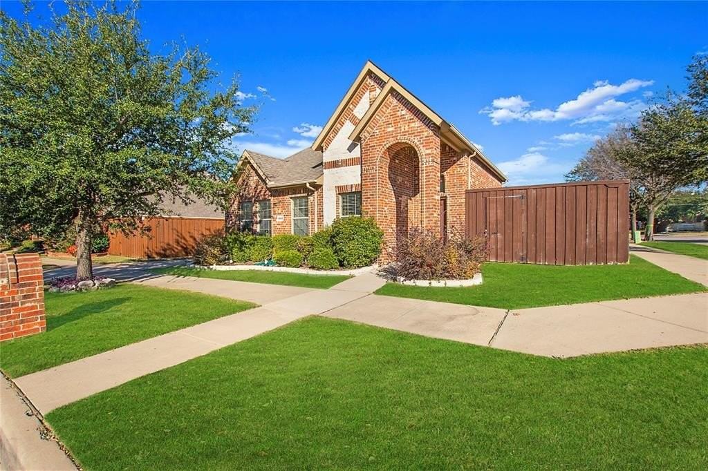 9886 Bell Rock Rd - Photo 3 of 31