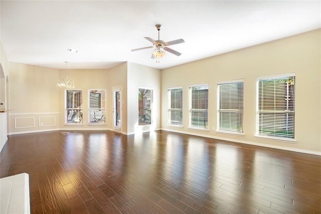 9886 Bell Rock Rd - Photo 7 of 31