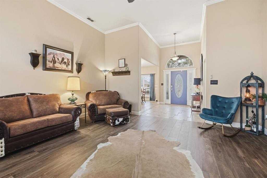 4610 Sierra Sunset - Photo 5 of 33