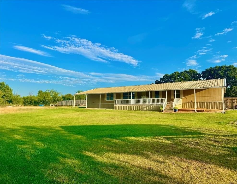 934 Tiffany St - Photo 2 of 19