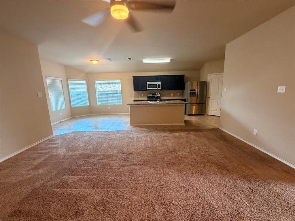 6320 Sails St - Photo 3 of 19