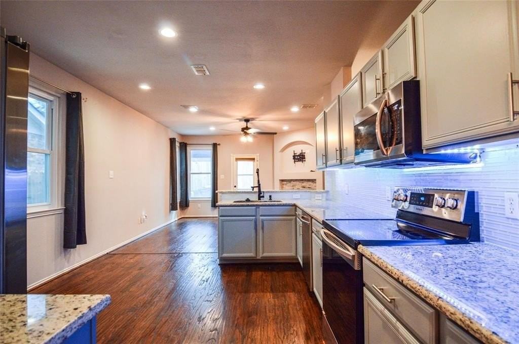 1305 Pine Ridge Rd - Photo 5 of 13