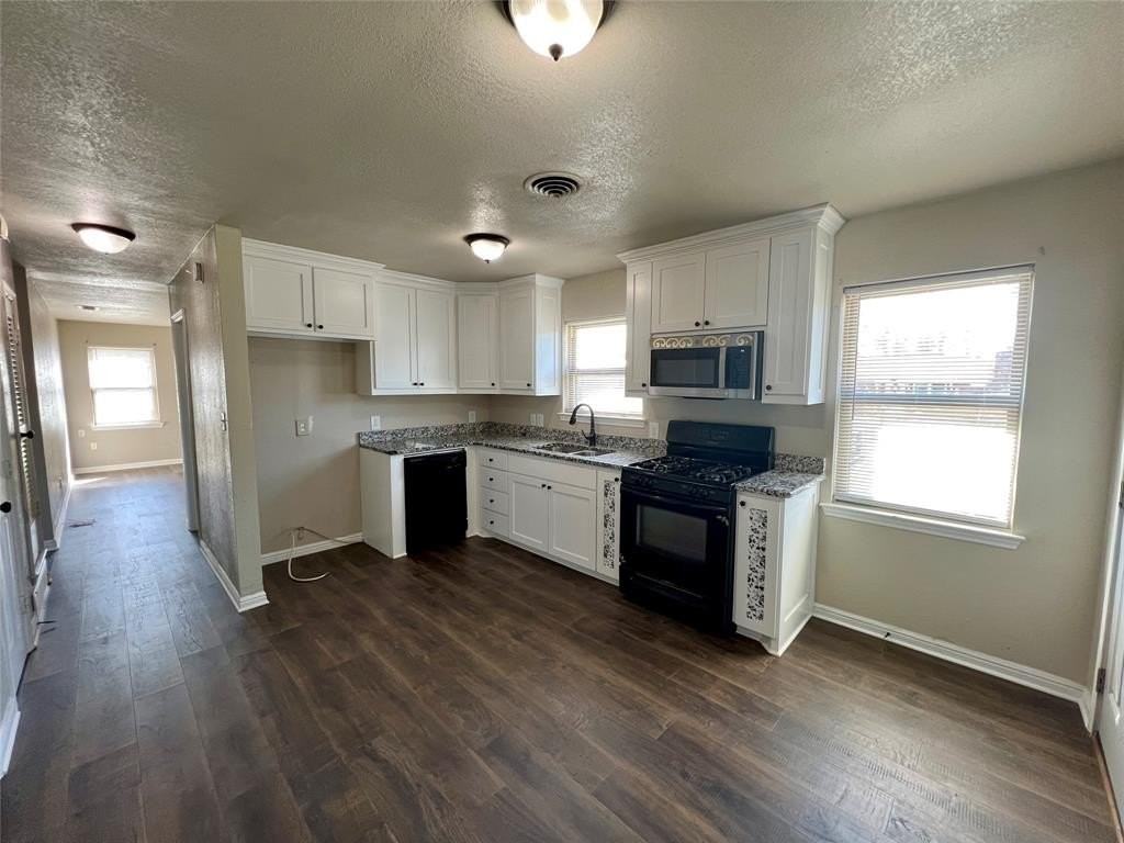 415 Glenn Dr - Photo 5 of 14