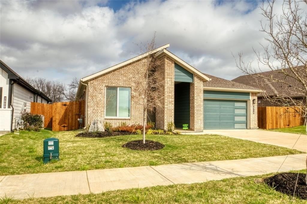 2716 Mccormick St - Photo 2 of 40