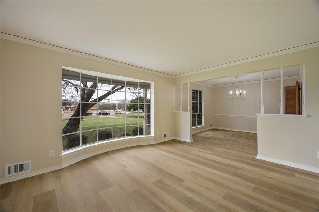 5395 14th St - Photo 3 of 24