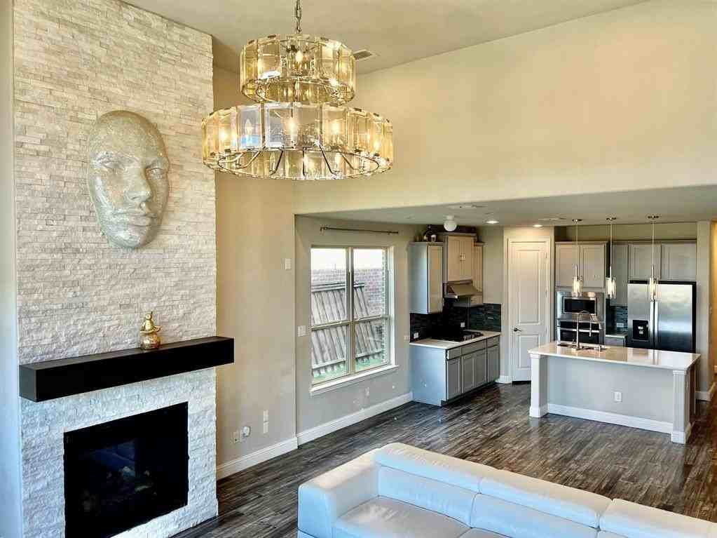 3615 Hathaway Ct - Photo 6 of 21