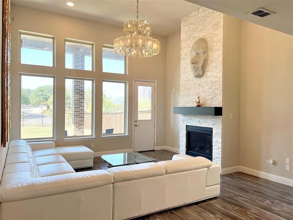 3615 Hathaway Ct - Photo 7 of 21