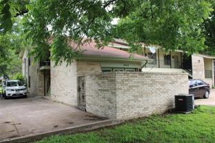 900 N Austin St - Photo 1 of 1