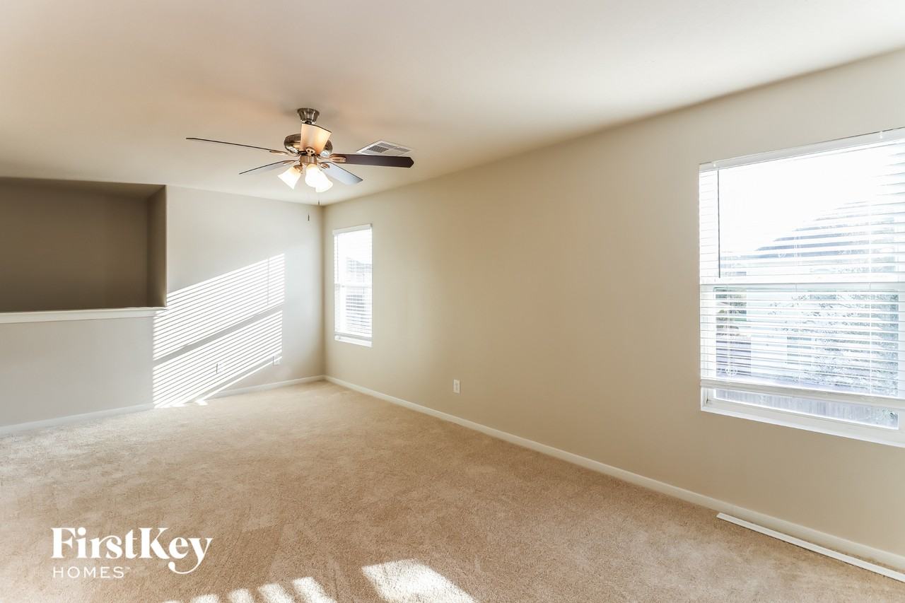 5039 Lamppost Hill Ct - Photo 7 of 15