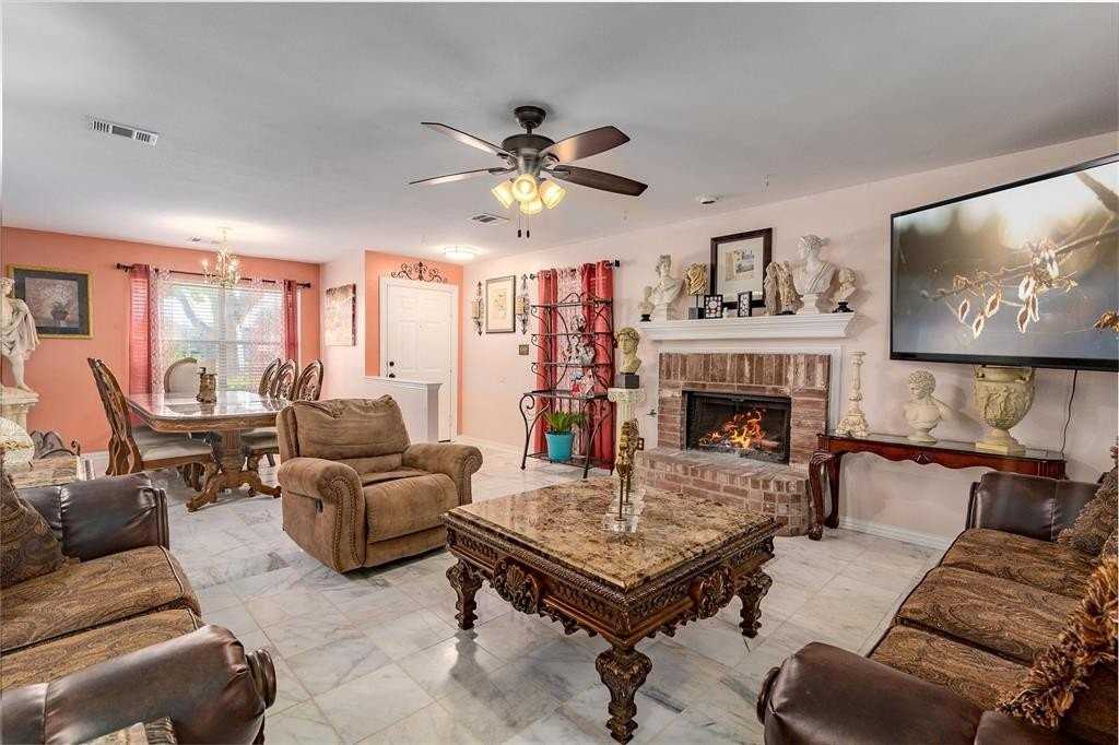 2011 Wisteria Way - Photo 5 of 37