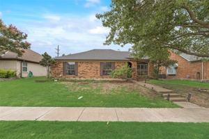 featured image of 1670 Crosshaven Dr