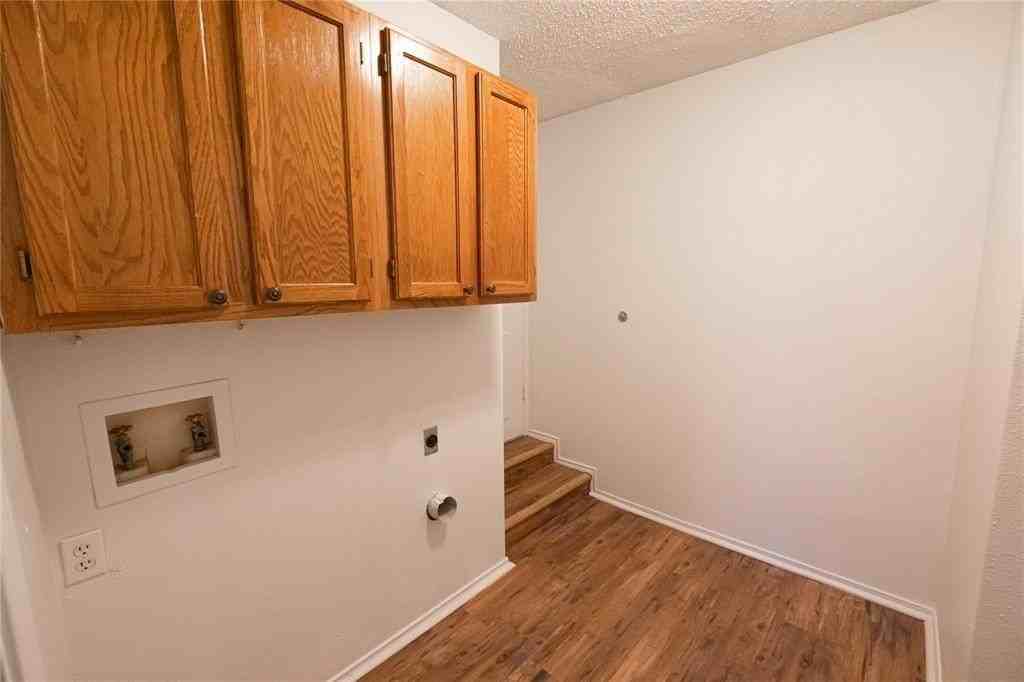 1912 Dorothy Ln #1914 - Photo 5 of 13