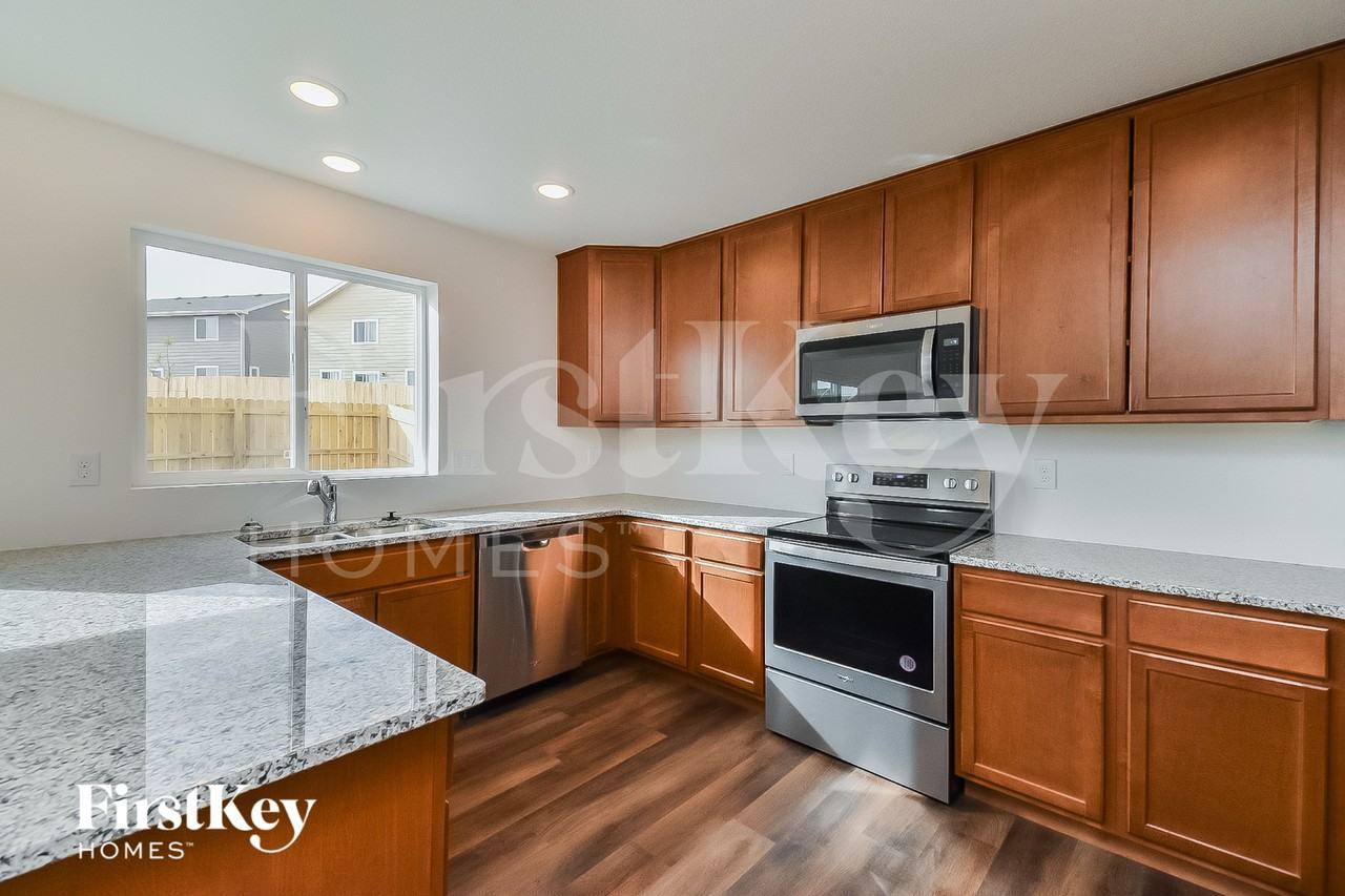 10213 Luneth Dr - Photo 6 of 15