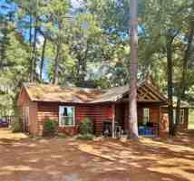 featured image of 7001 Porthville Dr