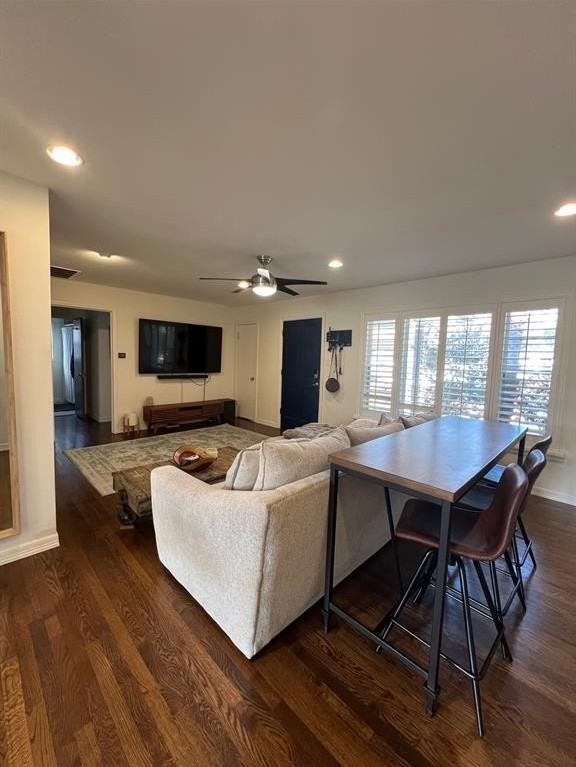 6626 Highgate Ln - Photo 4 of 28