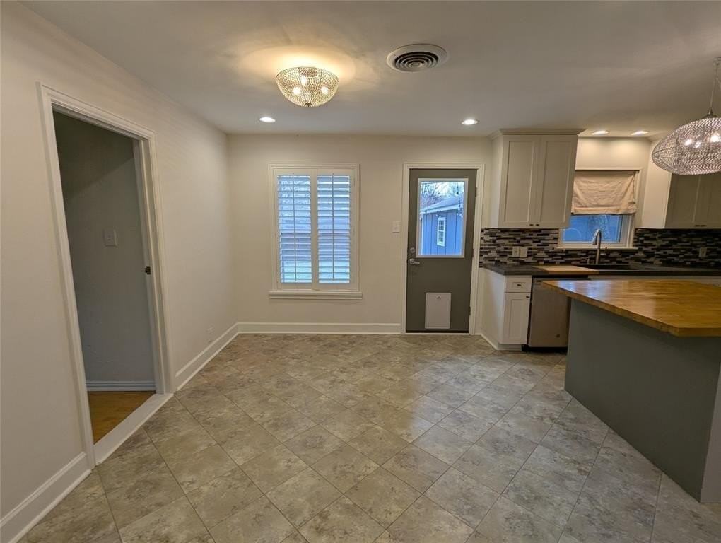 6626 Highgate Ln - Photo 5 of 28