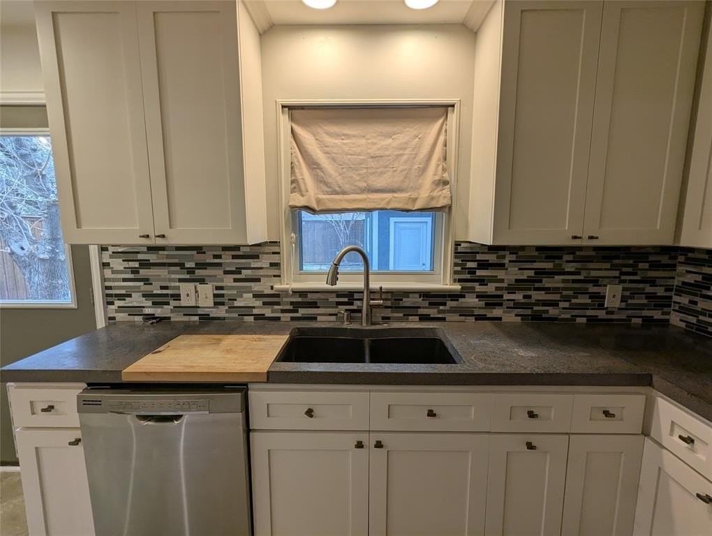 6626 Highgate Ln - Photo 7 of 28