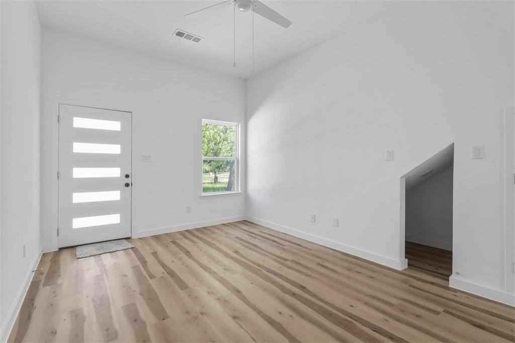 3507 Marshall St #C - Photo 3 of 15