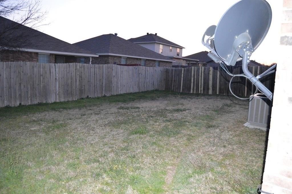 5305 Joshua Ct - Photo 5 of 25