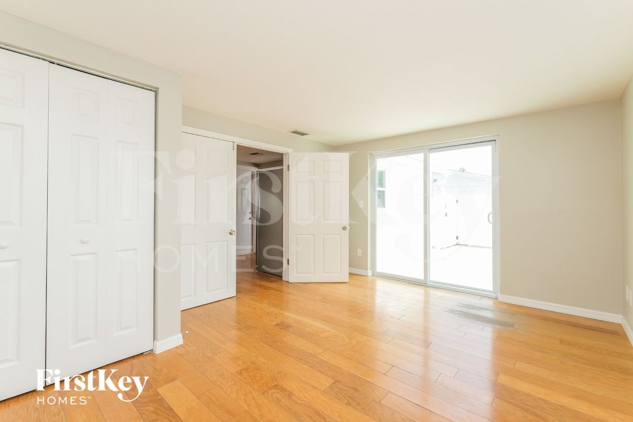 9115 Saint Regis Ln - Photo 3 of 15