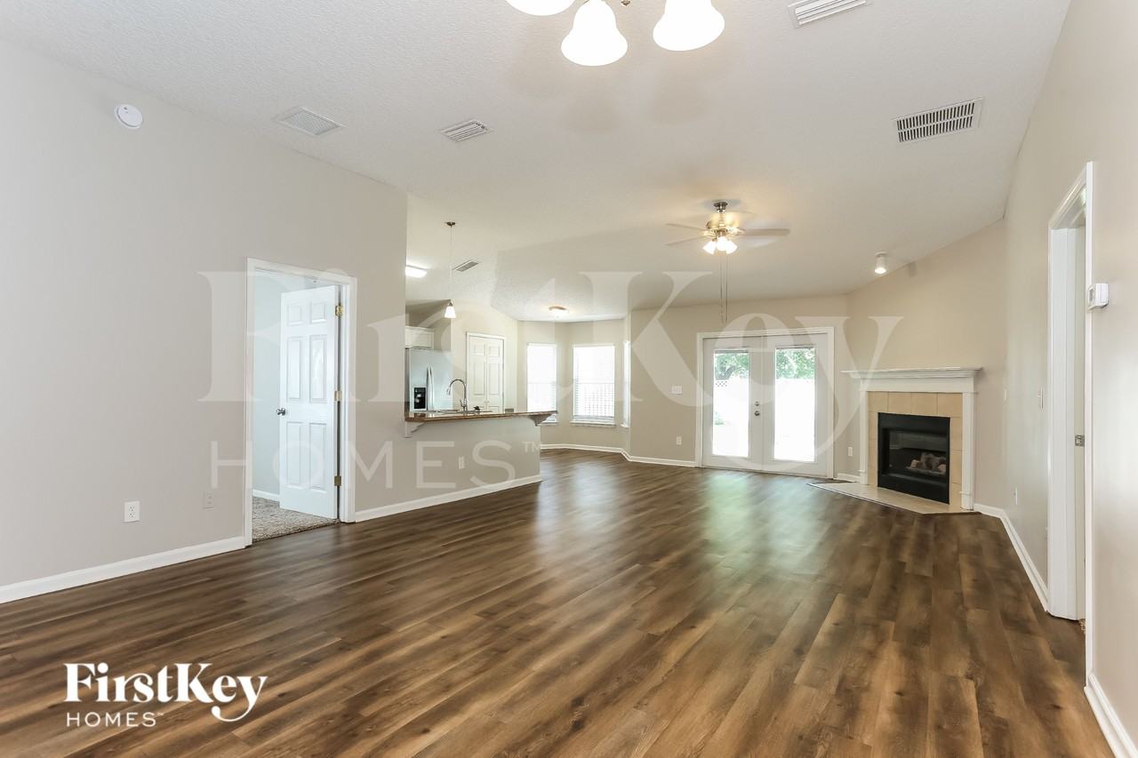 1036 Three Forks Ct - Photo 3 of 16