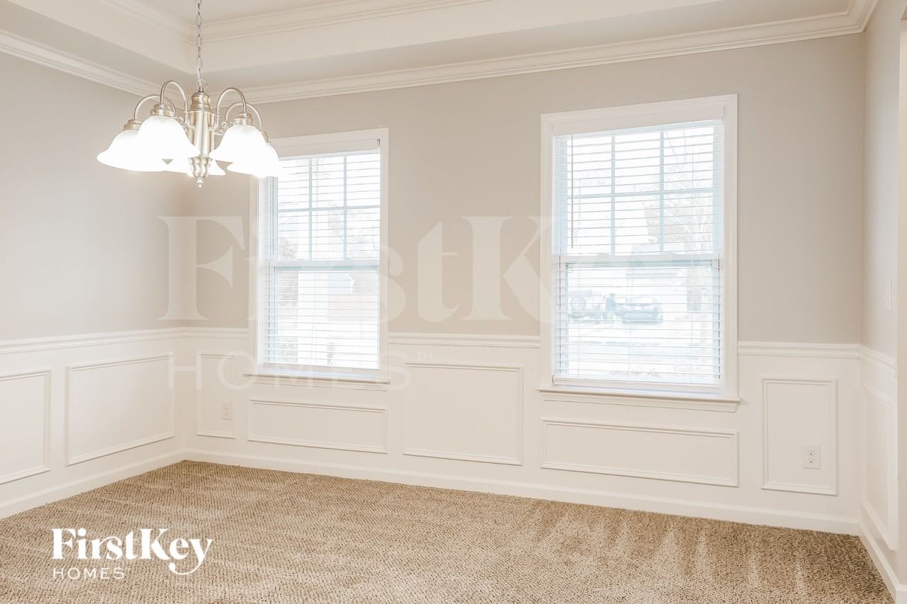 15022 Ockeechobee Ct - Photo 5 of 15