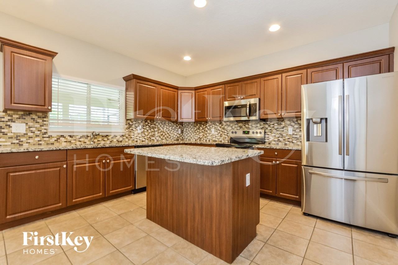 1400 Broken Pine Rd - Photo 6 of 15