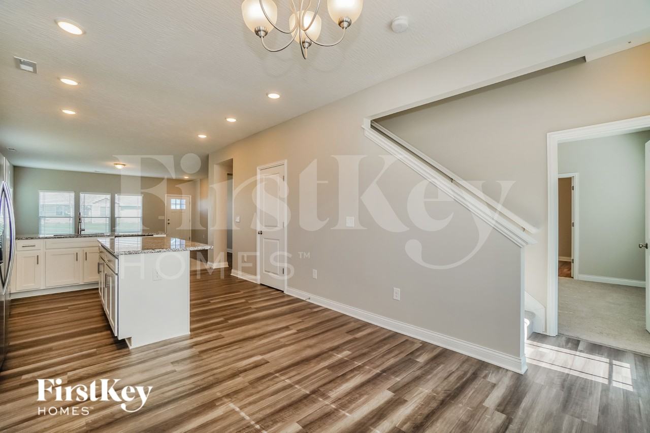 1158 Dornoch Dr - Photo 6 of 16